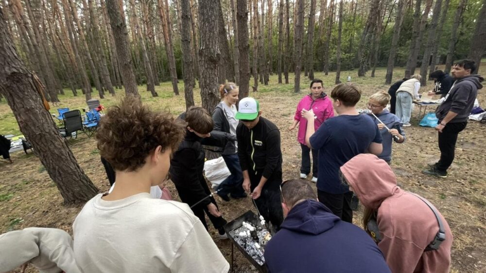 День підлітка на природі — разом, цікаво і з вірою!