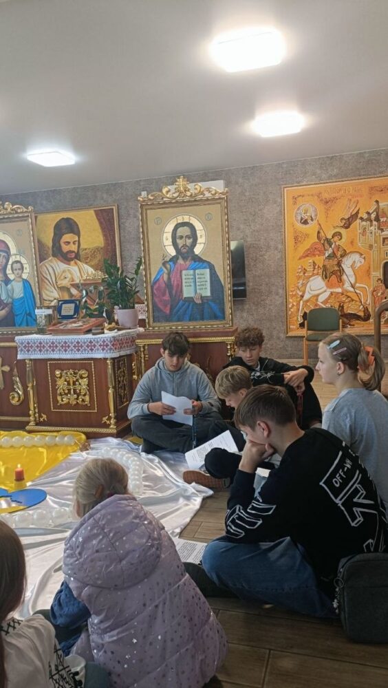 Дитяча вервиця — молитва за мир